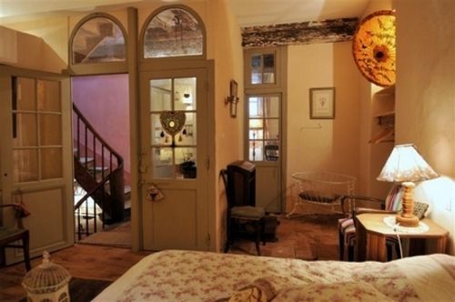 Maison Rives - Village Du Livre De Bed & Breakfast *